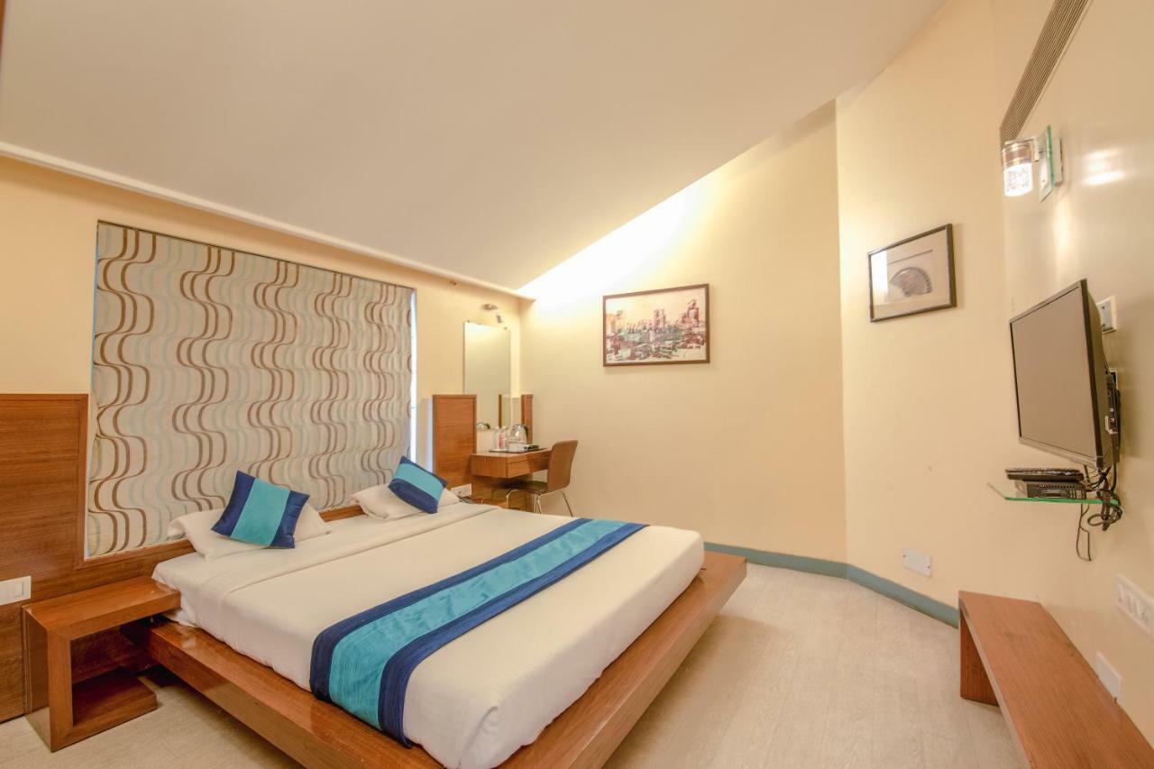 Mint Koregaon Park Next To Osho Ashram Pune Exterior foto